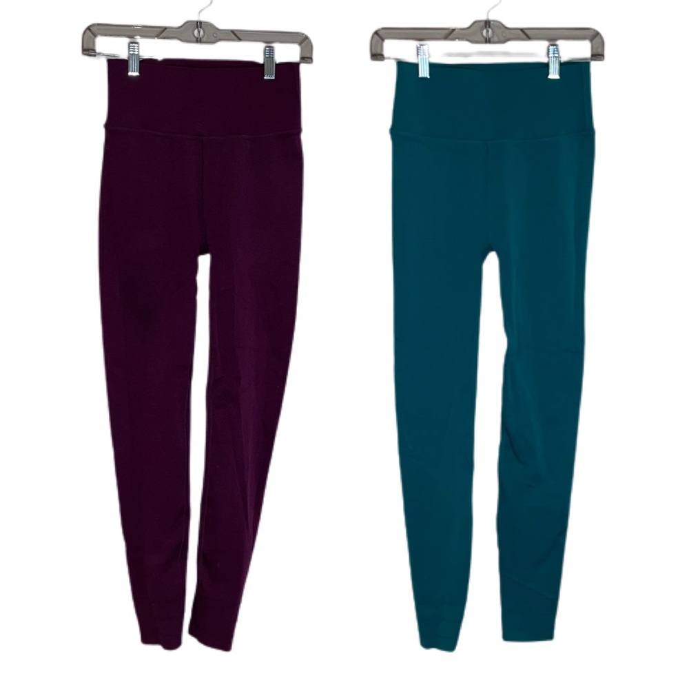 2 Pair Lot of Fabletics Sculptknit Leggings Size S (no tag see descrip) Seamless